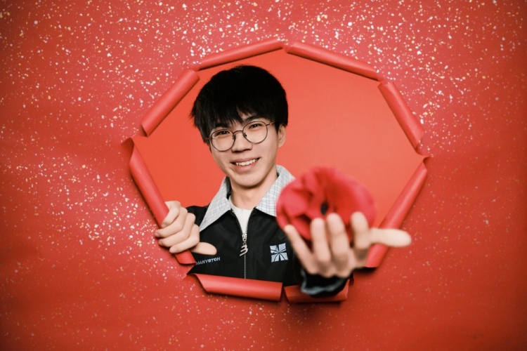 【QY球友会】JDG分享动态：五小只一起给大家拜年🔔祝大家新春快乐 马上发财