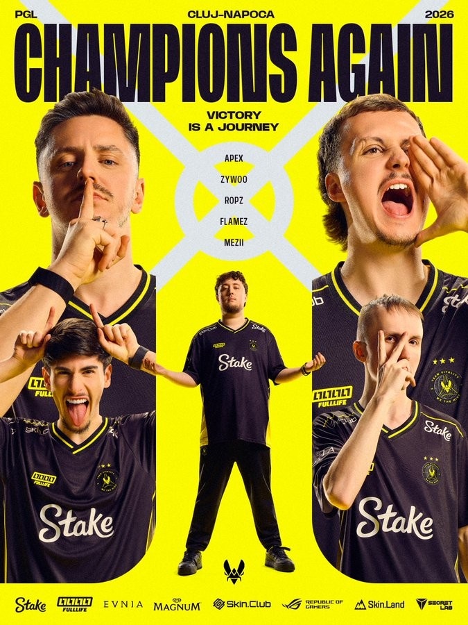 🎮两连冠！Zywoo180度AK扫转 小蜜蜂三图横扫PV 勇夺PGL冠军