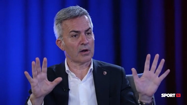 【精彩资讯】丰特：我经济独立不需要靠巴萨生活，不会利用俱乐部中饱私囊(图1)