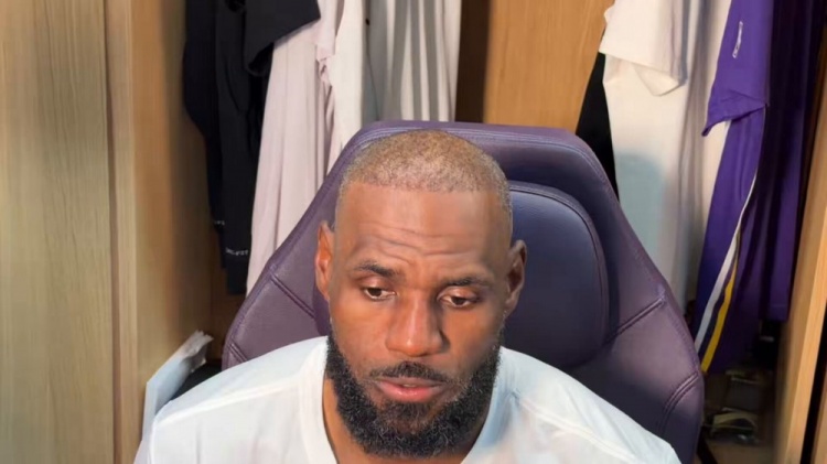 【体育报道】詹姆斯谈复出：我感觉很不错 过去一周我都在照料身体(图1)