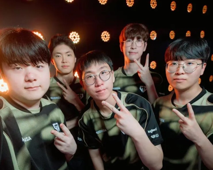 【万博电竞】自2023全球总决赛以来，GEN对上LPL的Bo5系列赛来到六连胜