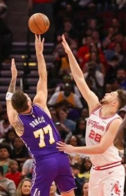 [詹姆斯]湖人再克火箭：卢卡勒布朗，申京杜兰特(图3)