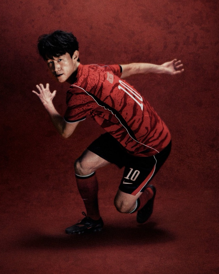 [滚动快讯]韩国队2026世界杯主客✌️场球衣：融入韩国山景和虎皮纹理(图2)