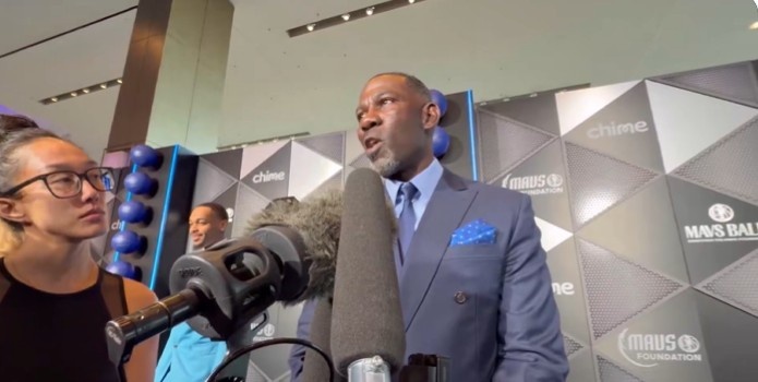  迈克尔·芬利：希望有机会带领独行侠走向未来 成为总冠军竞争者