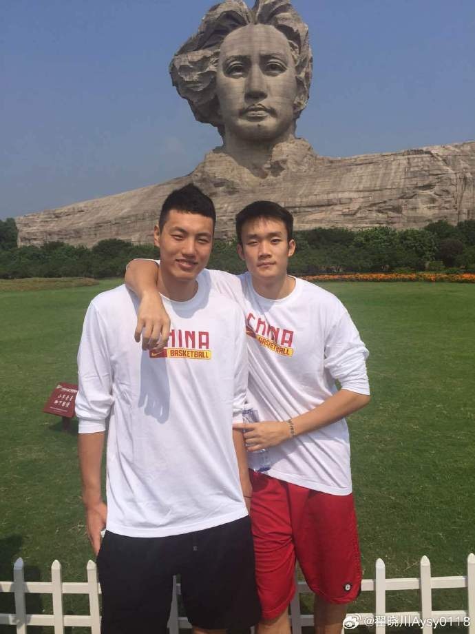 翟晓川：丁彦雨航宣布退役 我心里有一些难过 我们曾互相促进提高