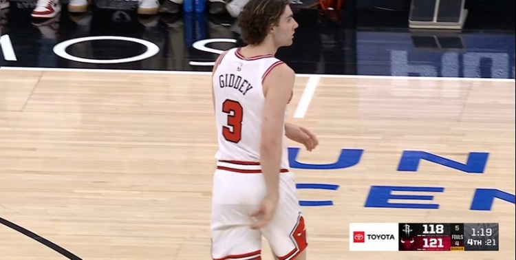 刀刀致命！吉迪与布泽利斯相继命中三分打停火箭