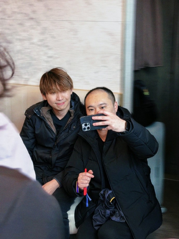 XG分享粉丝选手合影：我们会带着你们的祝福，继续坚定向前