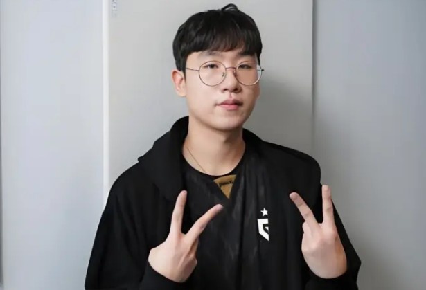 Ruler:比起五杀更喜欢对线单杀;比起运营更喜欢团战结束比赛【球盟会】