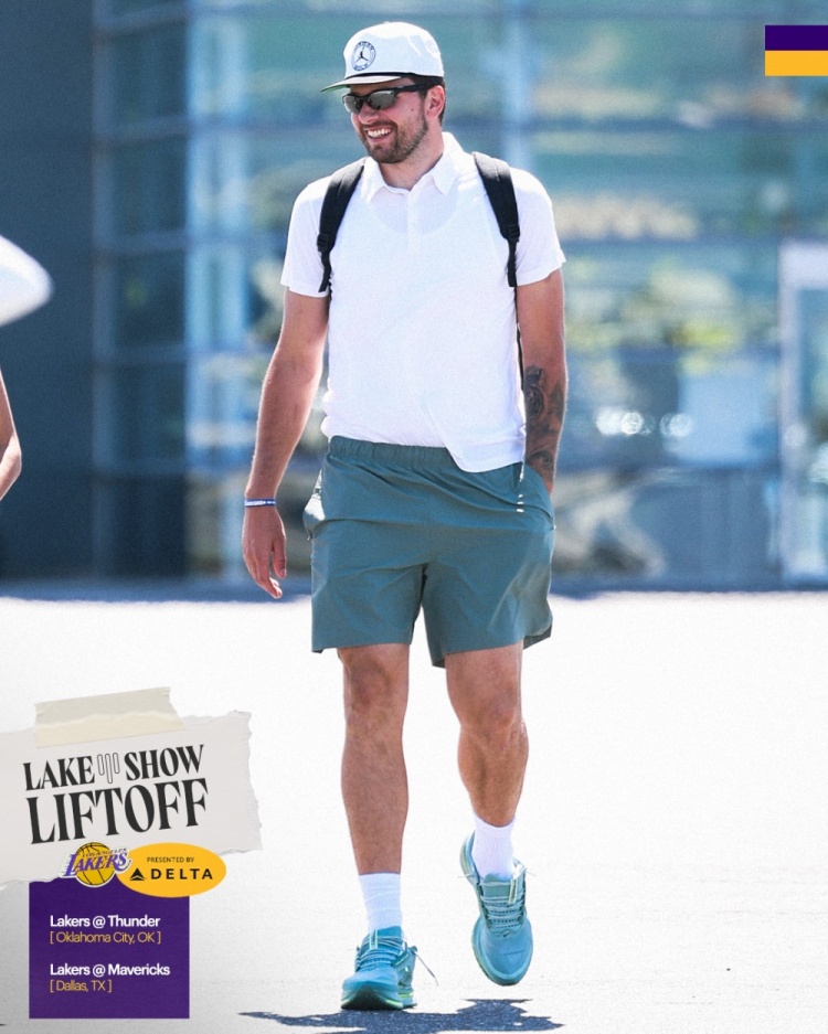 客场挑战联盟第一！湖人官方晒球队登机照 能否延续连胜？