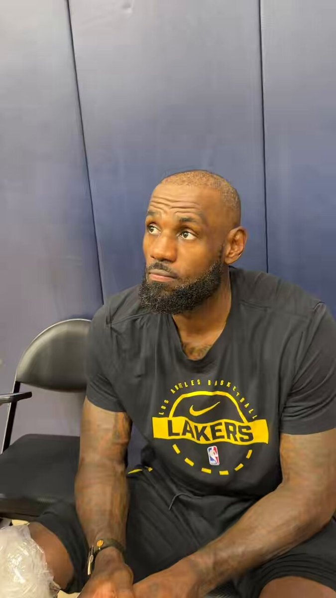 詹姆斯：我们需要稍微转变一下心态 我们都需要提升个人表现