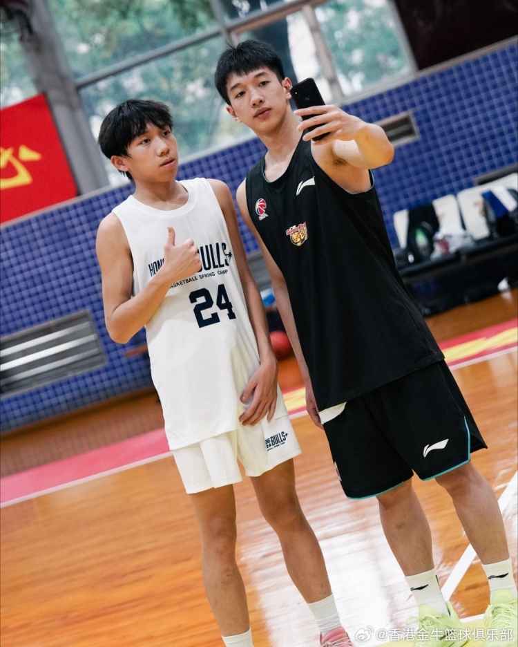 【最新公告】2026香港金牛篮球交流营最后一天!参观宏远基地与广东球员比赛(图3) undefined