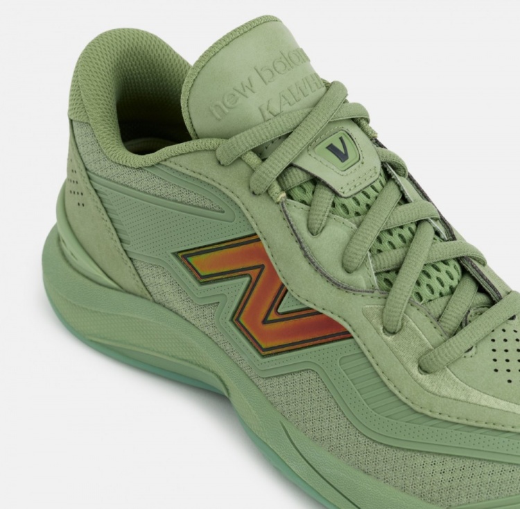 【每日资讯】New Balanc❕e发布KAWHI V系列签名球鞋 伦纳德将担任创意总监(图2) undefined