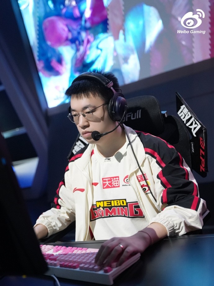 WBG发布对阵NIP赛前返图:准备就绪,今天比赛加油!