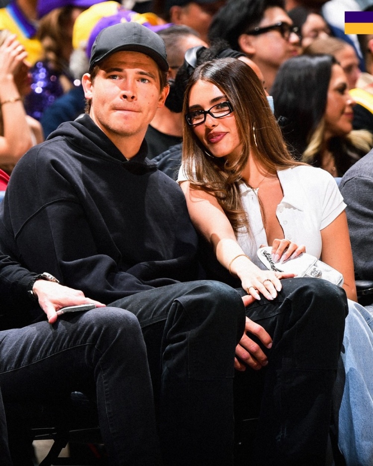 湖人季后赛将增设一排场边座席 将提供沉浸式尊享体验!