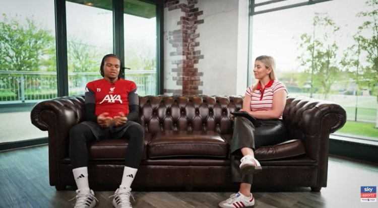 【足球】恩古莫哈:最想和内马尔一起踢球,梦想拥有他和萨拉赫的11号(图1) 【足球】恩古莫哈:最想和内马尔一起踢球,梦想拥有他和萨拉赫的11号(图1)