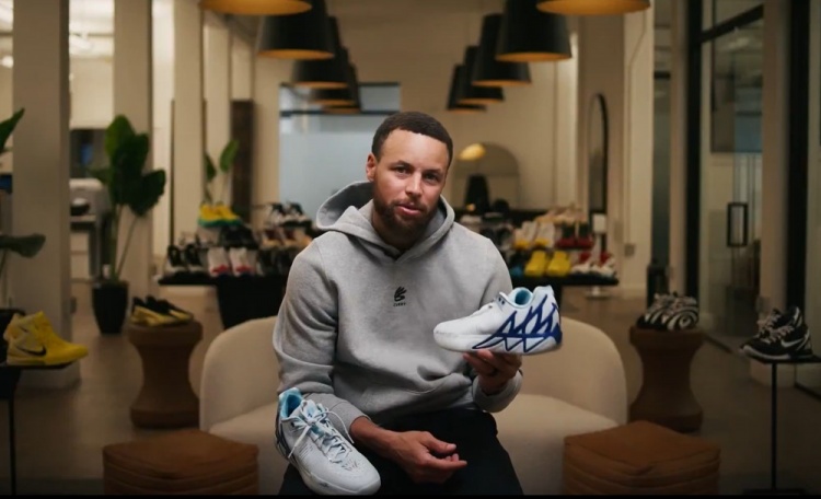 库里：圣诞大战对阵克莱穿上他的签名鞋 对我来说意味着全世界