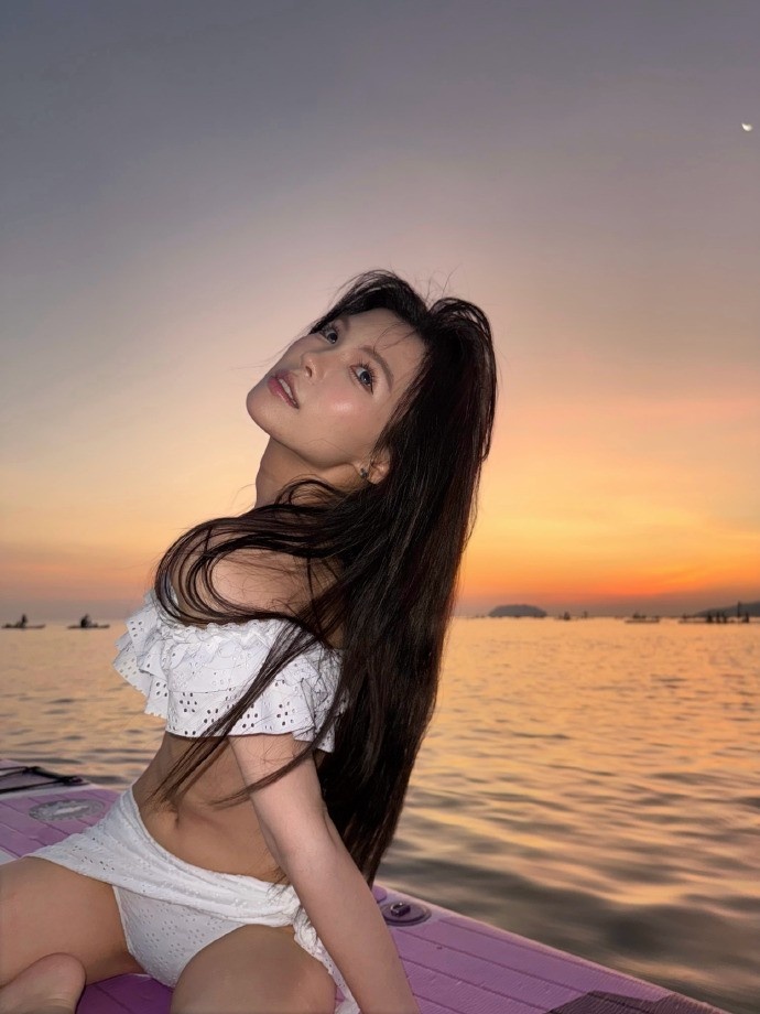 主持麦麦分享马来西亚旅游照：我在哪？马年就得来马来西亚