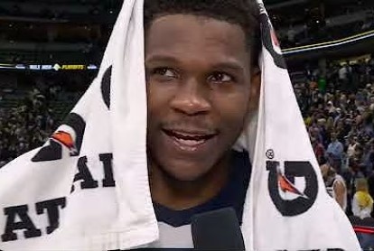 【NBA】【完整版】爱德华兹：我们有主场优势了 期待球迷给掘金制造麻烦(图1)