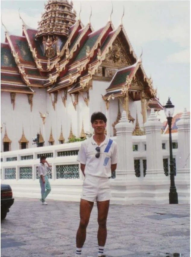 [体育报道]62岁，成为中国足坛最火的人(图2)