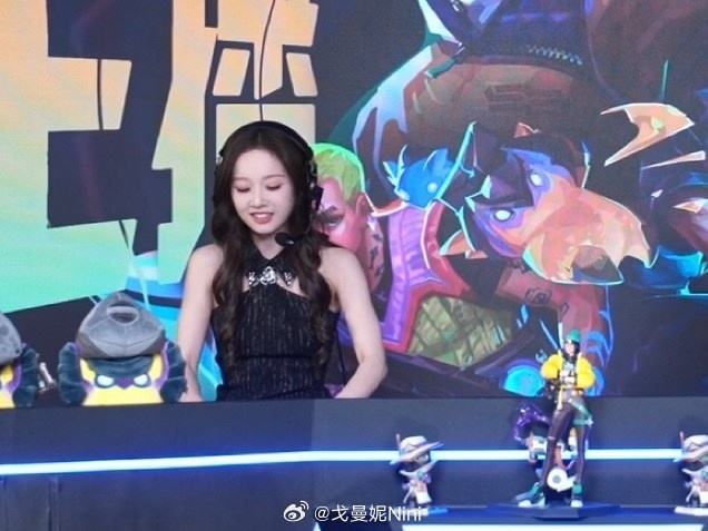 无畏契约主持戈曼妮晒照：终于可以休息几天了✌️欧耶【球盟会】