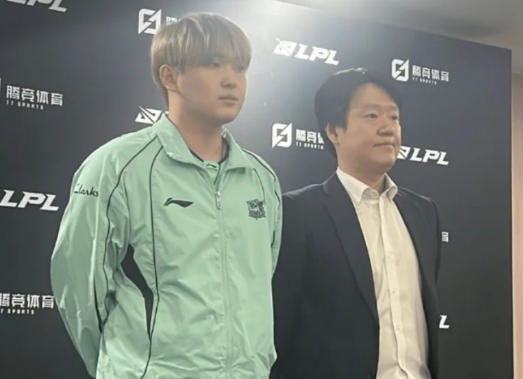 【万博电竞】LNG教练：今天比赛像平时训练一样，体现出我们训练时的表现