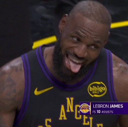 【有道理嘛?】键盘侠|休斯敦人称掉链子之城！谢泼德就是湖人的废物点心(图3)