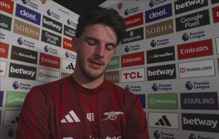 【今日看球要闻】赖斯：想赢英超冠军就必须赢下⚾全部5场比赛，现在赢了1➡️场还剩4场(图1)