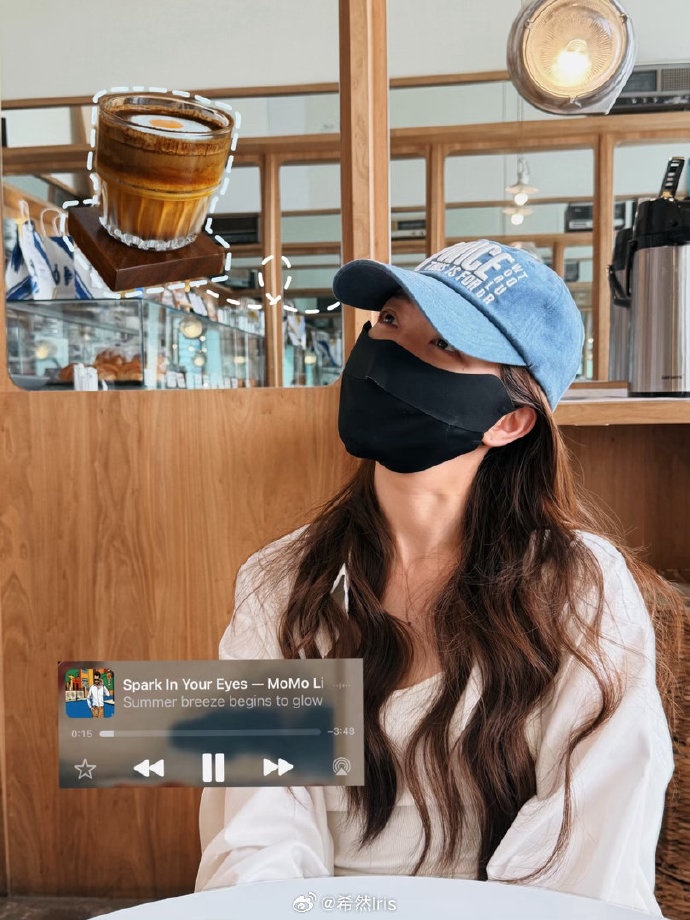 【蜗牛电竞】主持人希然分享照片:请交出你的下午茶bgm🥞