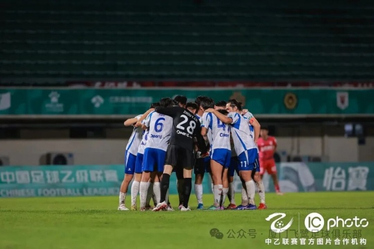 【体育头条】升至争冠组第三！中乙第九轮厦门飞鹭3-1广州蒲公英 刘子铭双响(图10)