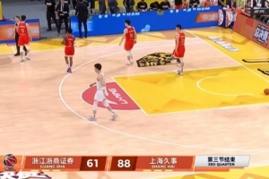 昨夜快船关键球解析