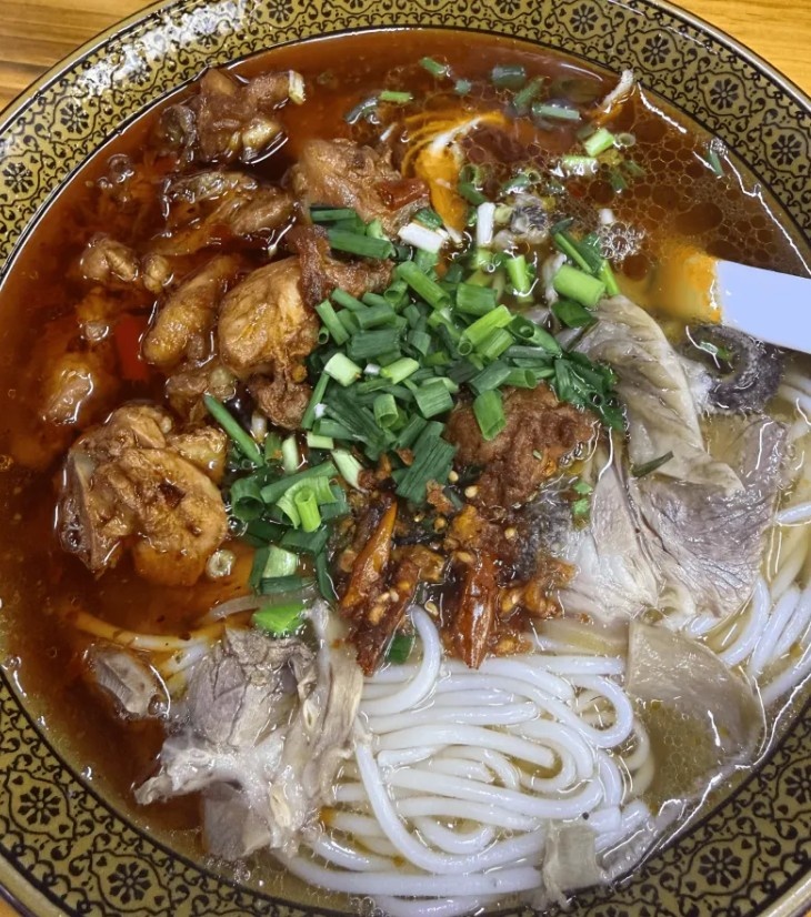 Elk晒羊肉粉照：好吃😋宣布为吃过最好吃的一家羊肉粉【球盟会】