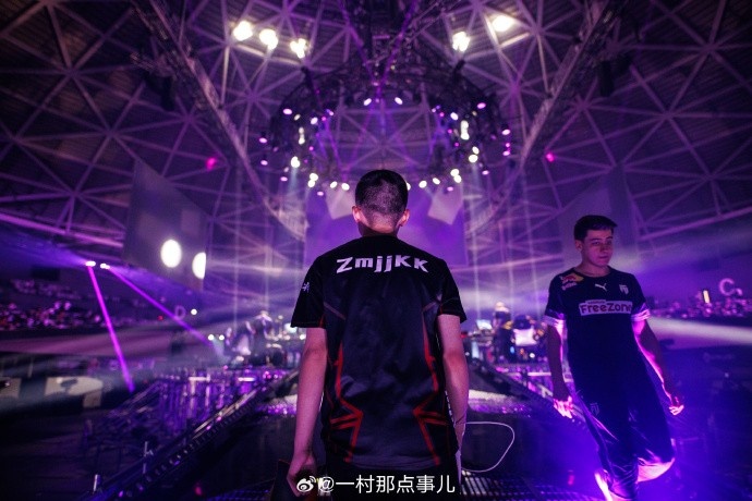 摄影师一村晒照:3年前的今天,也是我被康康这帮少年打动的一天