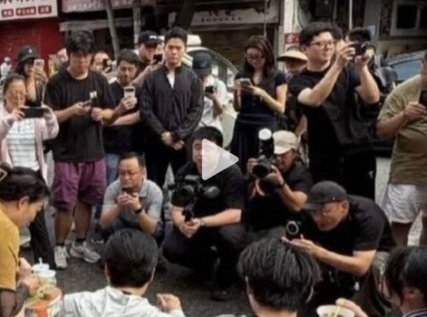 【万博电竞】童言无忌!雷军被小学生吐槽:吃早餐还要这么多人拍照!