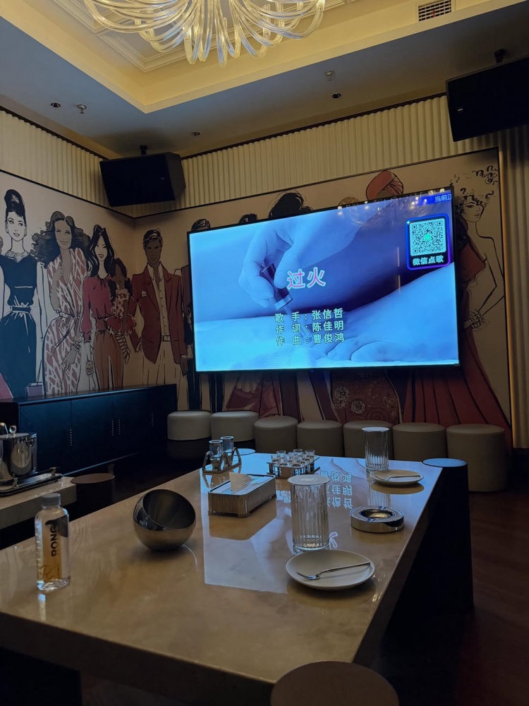 【赛场速递】假期来中国旅游➡️！PJ·华盛顿和妻子同⚽游杭⬅️州(图8)