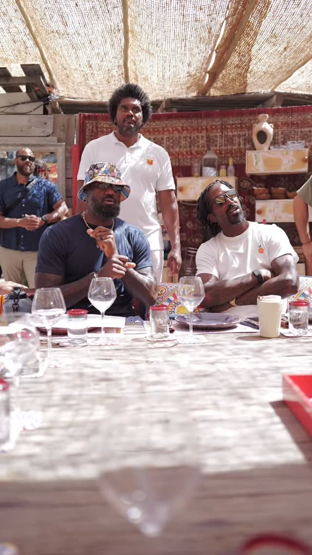 JR:外界总往我身上泼脏水 而詹姆斯认可我的人品 这对我意义非凡 JR:外界总往我身上泼脏水 而詹姆斯认可我的人品 这对我意义非凡