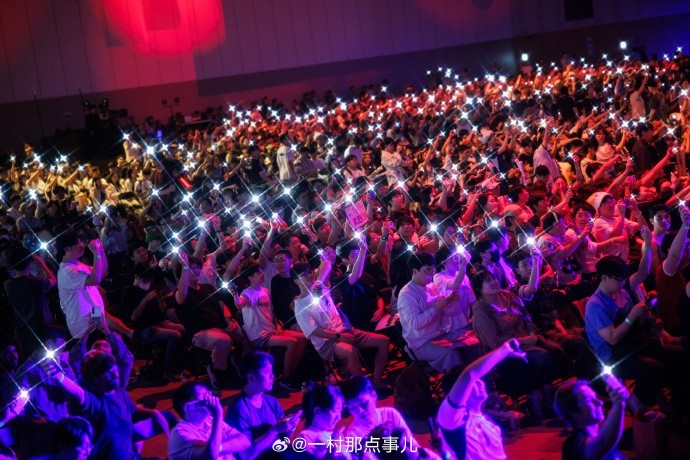 BLG战胜T1!摄影师一村分享今日现场返图:MSI淘汰赛第二日