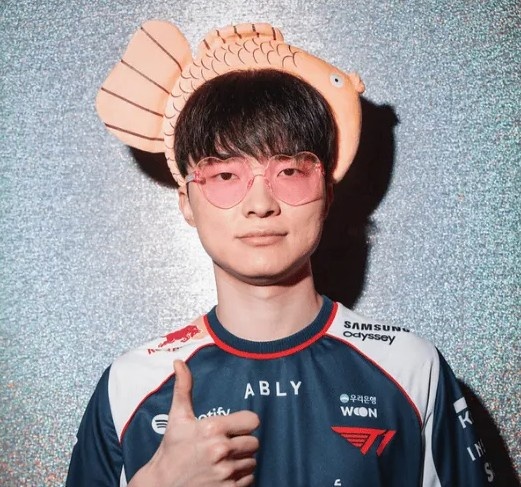 Faker:交战BLG,因为打得太过激进导致输掉比赛,我觉得非常遗憾