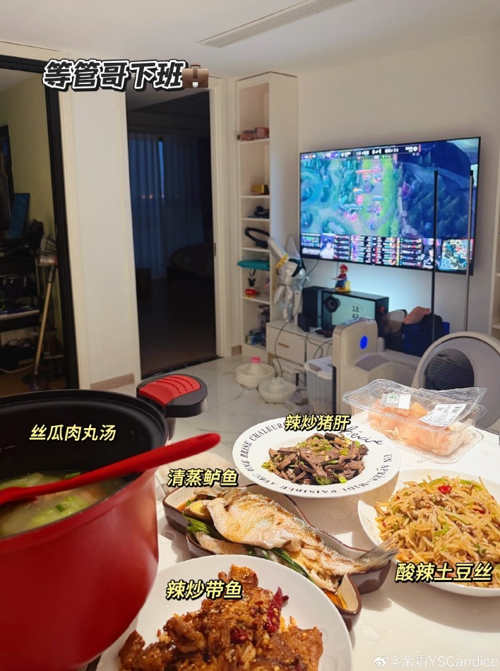 余霜晒照：今天产检医生夸呢 宝宝发育不大不小正好呢【球盟会】