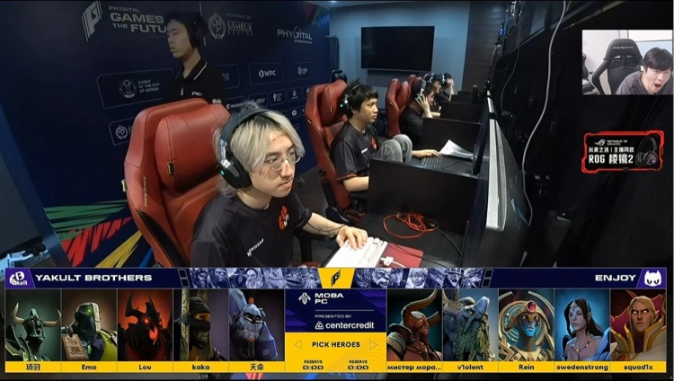 🎮换核心再打1局 灵性换高绕后一举翻盘YB2-1击败Enjoy保留悬念