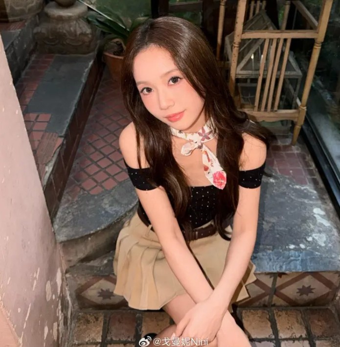 主持戈曼妮分享照片:阴天也可以是好天气
