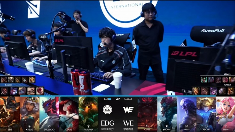 🎮就在今天!Jiejie奇亚娜关键开团 EDG横扫WE 迎三赛段首胜