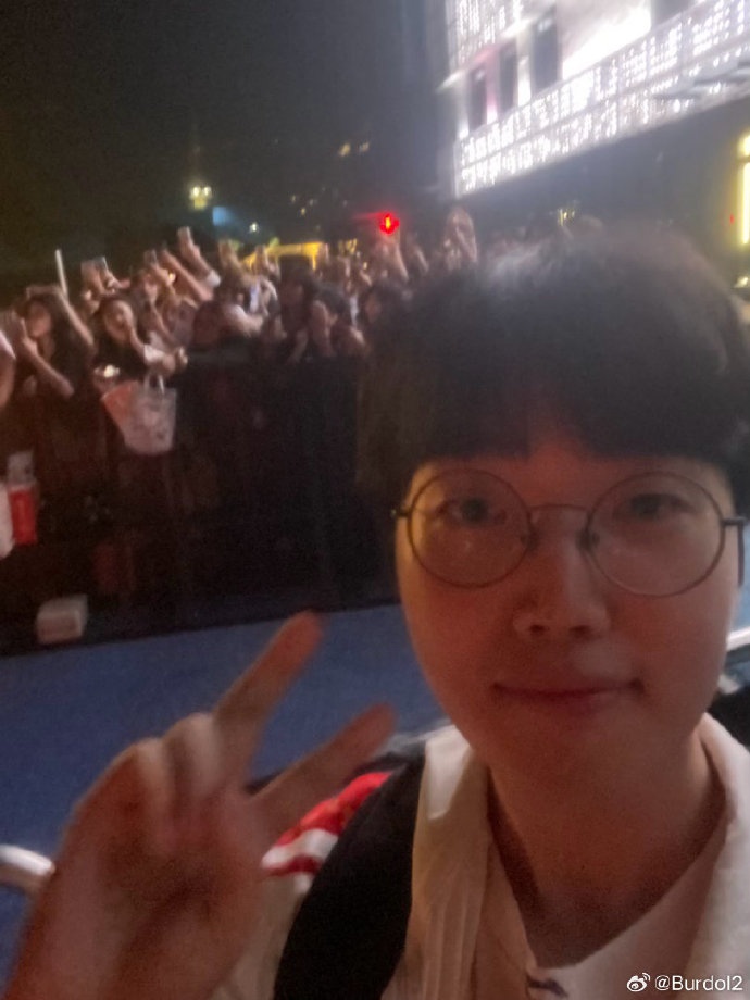 LGD上单Burdol:虽然路上总是坎坷不断,但我绝不放弃,加油!