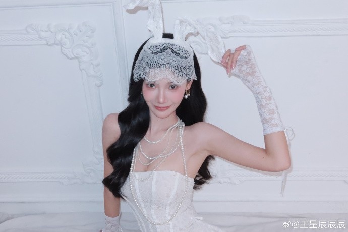 “浩浩妈”王星辰晒照:我长什么样子 看我想修成什么样子 