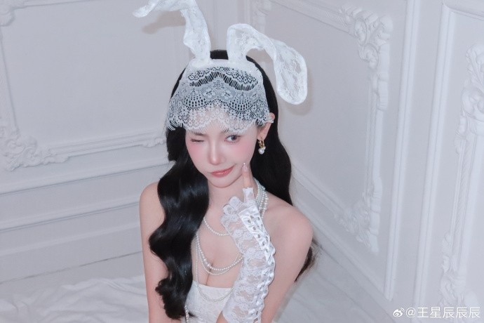 “浩浩妈”王星辰晒照:我长什么样子 看我想修成什么样子 