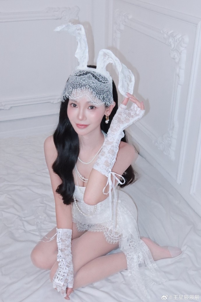 “浩浩妈”王星辰晒照:我长什么样子 看我想修成什么样子 
