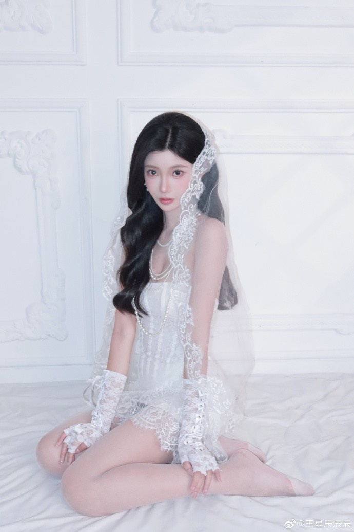 “浩浩妈”王星辰晒照:我长什么样子 看我想修成什么样子 