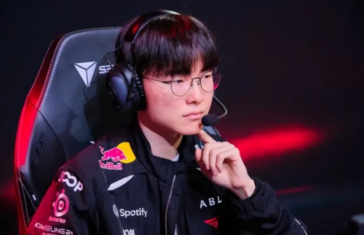 Faker:本赛季出现失误的情况确实挺多,选永恩为了抢主导权