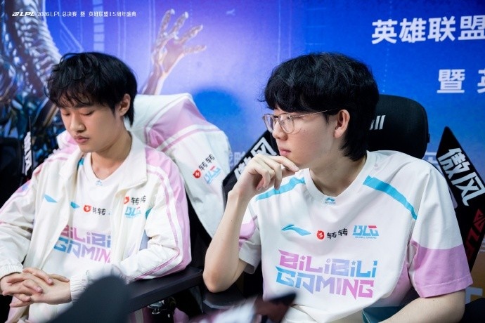 【蜗牛电竞】LPL分享BLG赛后返图:期待你们复盘沉淀,调整状态继续加油