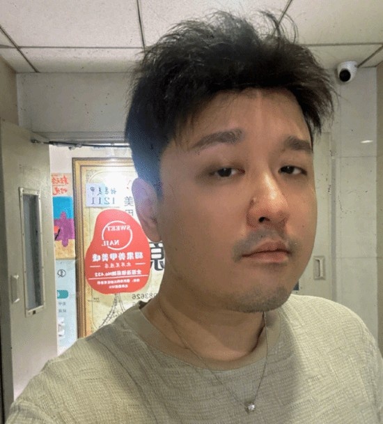 LOL远古职业选手笑笑宣布开理发店 重庆150平门店即将开业
