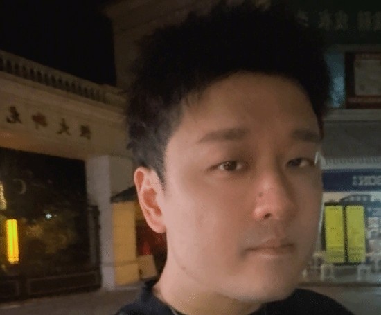 LOL远古职业选手笑笑宣布开理发店 重庆150平门店即将开业
